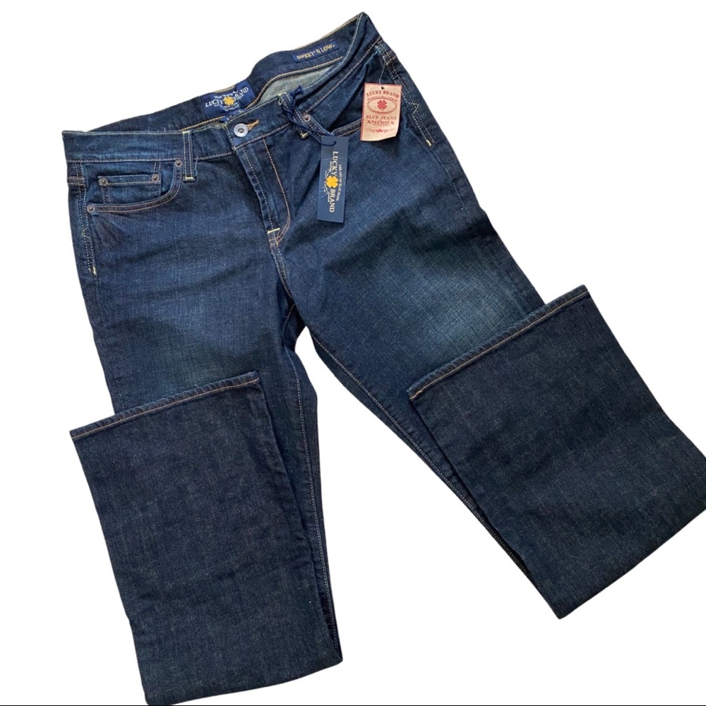 Lucky Brand Mid Rise Boot Cut Jeans. Size 12/31